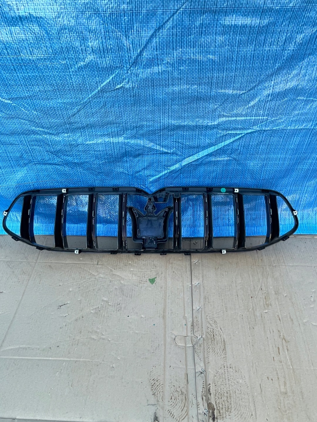 Maserati Grecale AM182 Kühlergrill FRONTGRILL Kühlergitter 670167295OG - Thumbnail 2