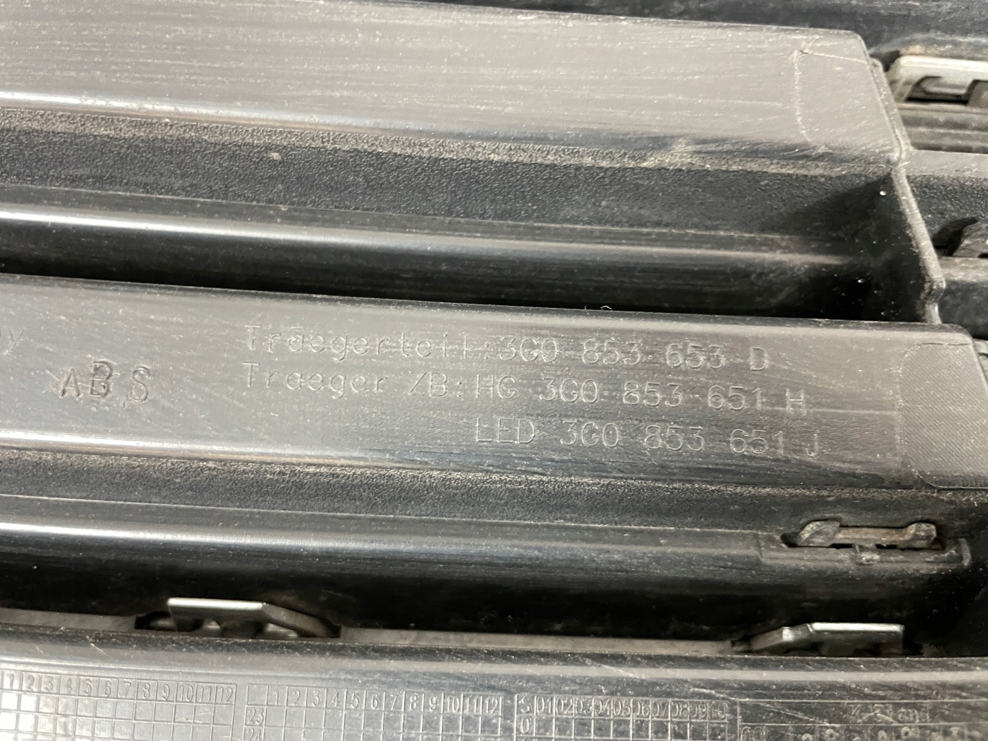 VW Passat B8 Kühlergrill FRONTGRILL Kühlergitter 3G0853653D - Thumbnail 10