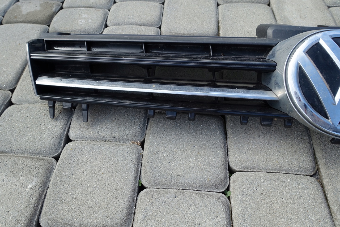 VW Golf V Kühlergrill FRONTGRILL Kühlergitter - Thumbnail 4