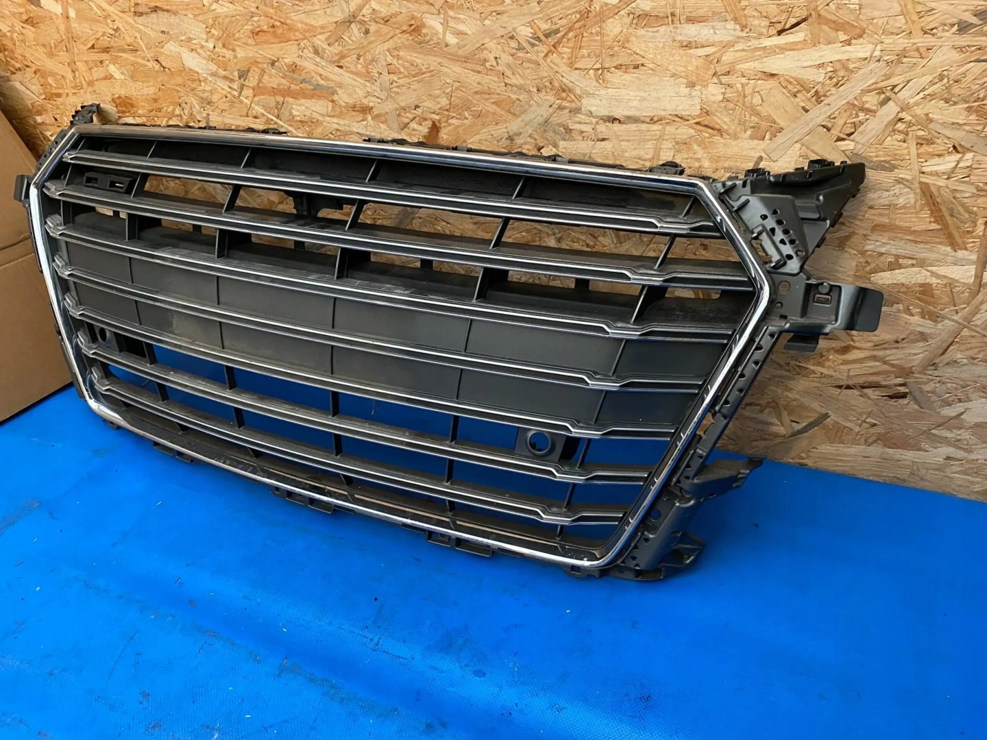 Audi TT 8S Kühlergrill FRONTGRILL Kühlergitter 8S0853651B - Thumbnail 2