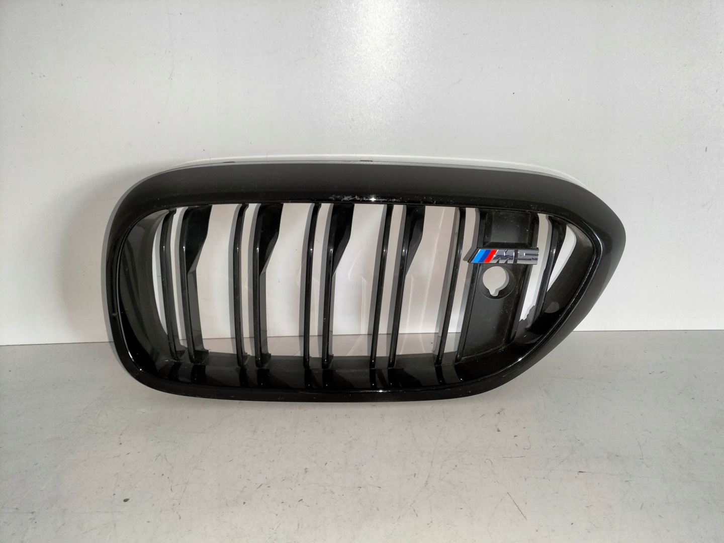 BMW 5 F90 Kühlergrill FRONTGRILL Kühlergitter - Thumbnail 1