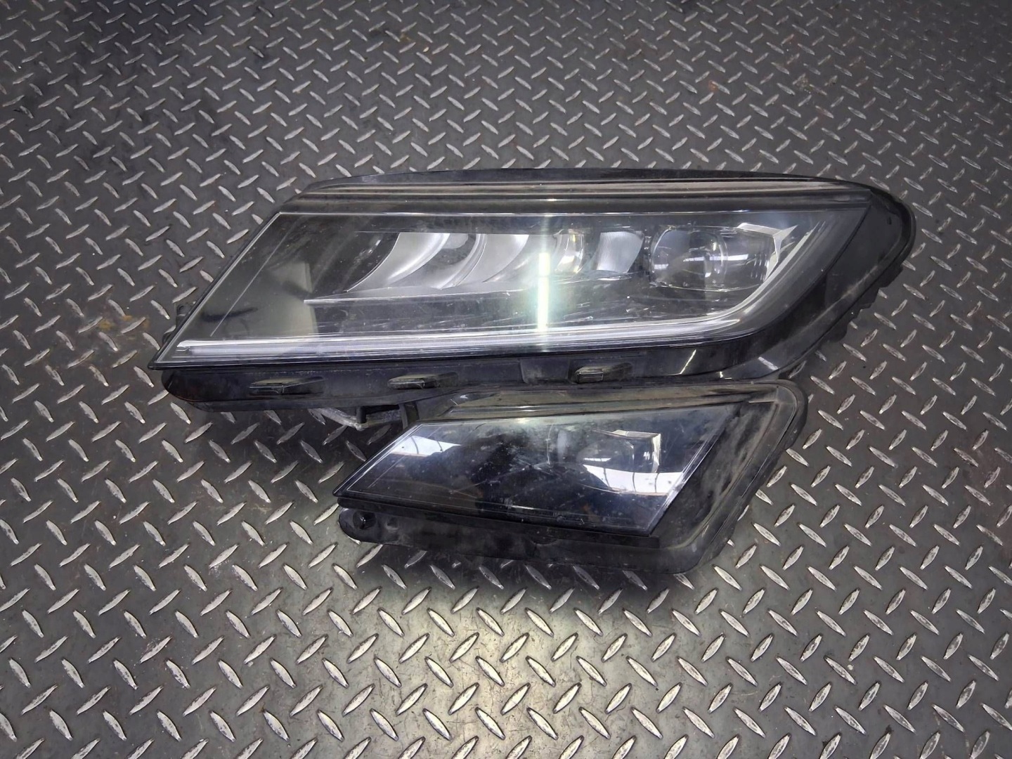 Frontscheinwerfer Skoda Kodiaq 566 566941015E LED Links Scheinwerfer Headlight - Thumbnail 1