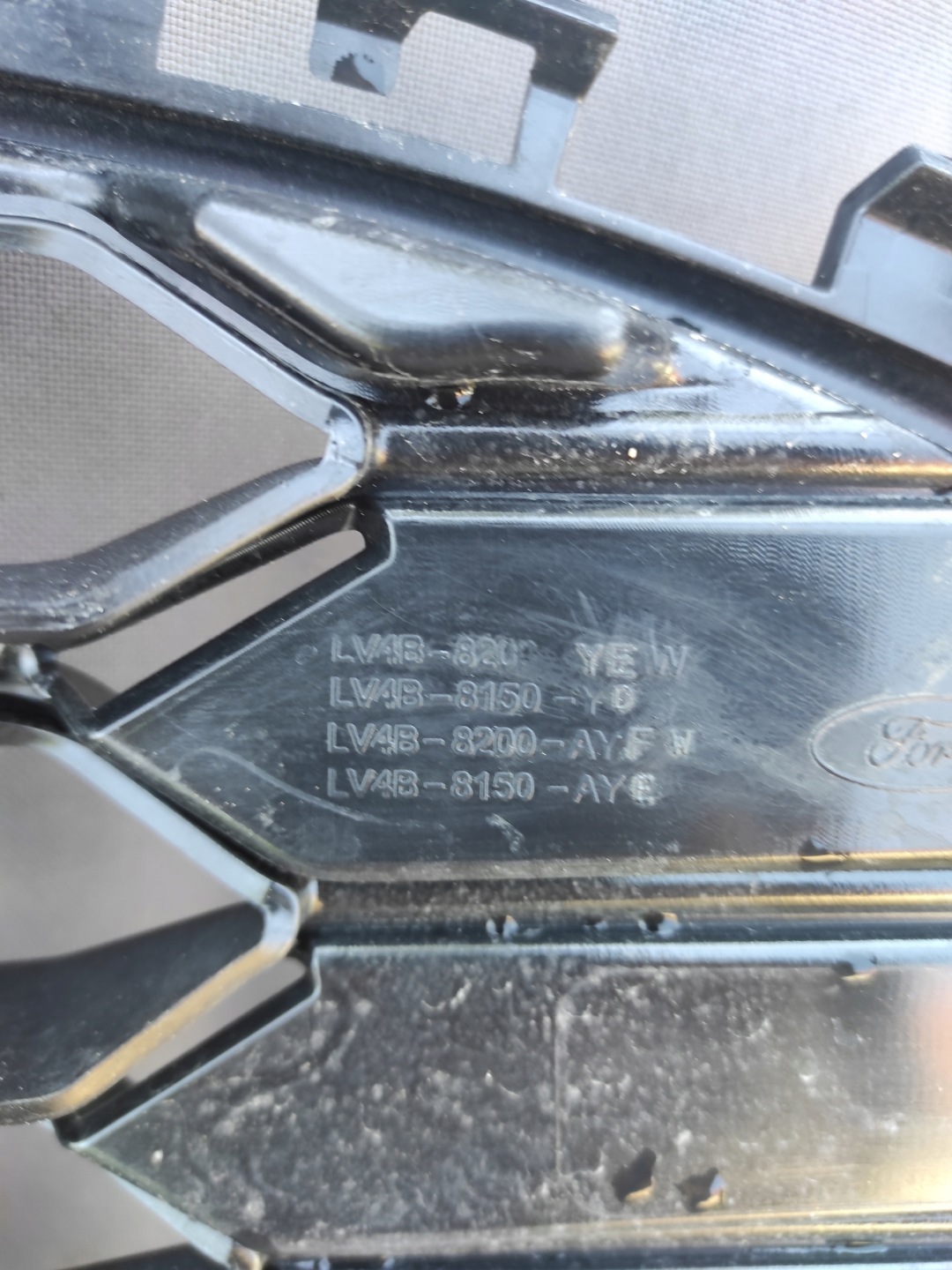 Ford Kuga III Mk3 Kühlergrill FRONTGRILL Kühlergitter LV4B8200LV4B8 - Thumbnail 8