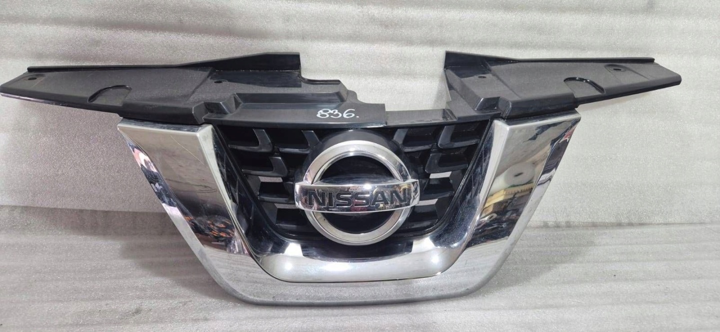 Nissan Juke F15 Kühlergrill FRONTGRILL Kühlergitter - Thumbnail 1