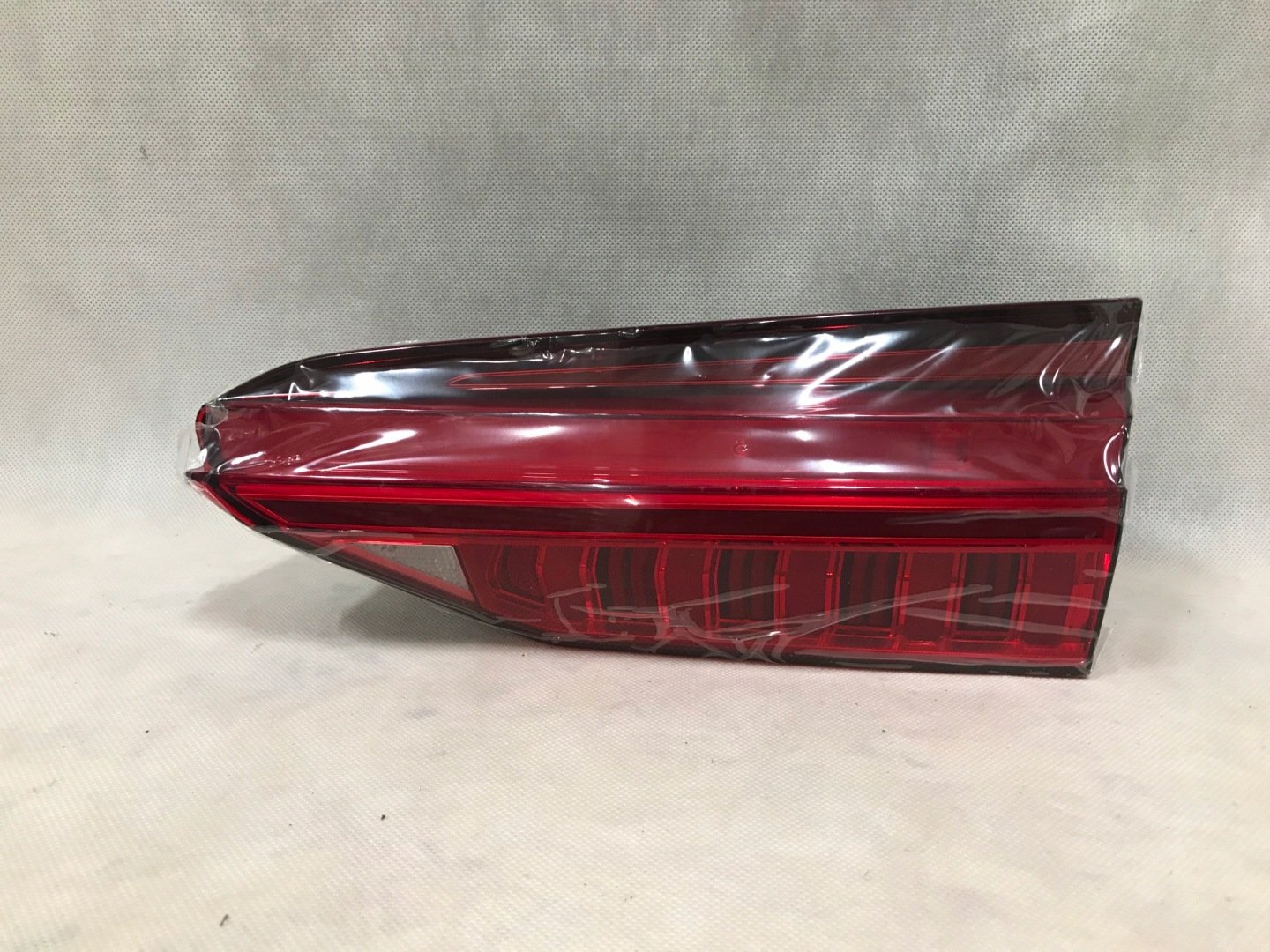 Audi A6 Rückleuchte 4K5945094E Rearlamp - Thumbnail 1