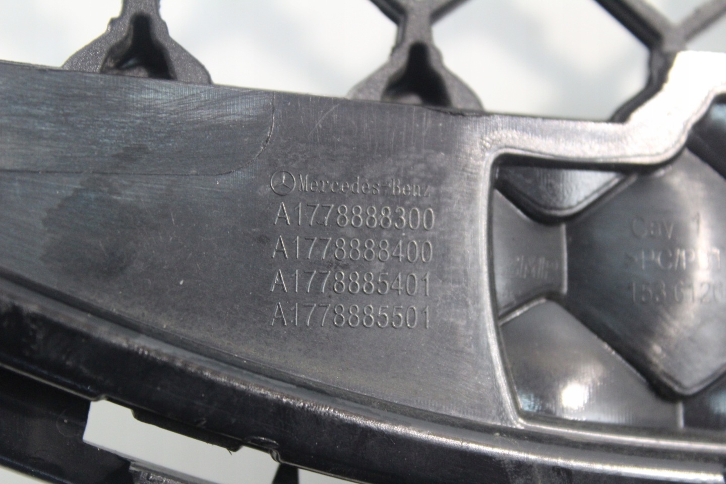Mercedes-Benz A-Klasse W177 Kühlergrill FRONTGRILL Kühlergitter A1778888400 - Thumbnail 8