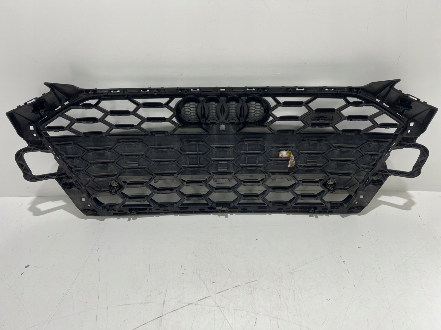Audi 8W0 Kühlergrill FRONTGRILL Kühlergitter 8W0853651VV - Thumbnail 5