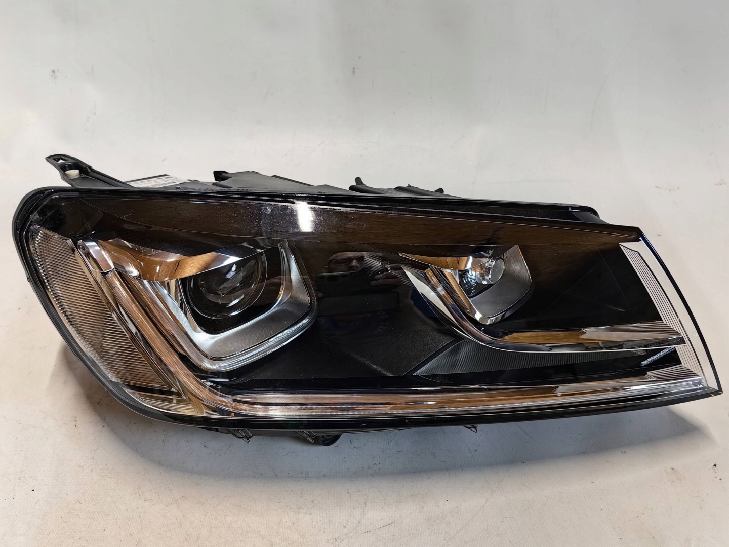 Frontscheinwerfer VW Touareg I 7P1941034 Bi-Xenon Rechts Scheinwerfer Headlight - Thumbnail 1