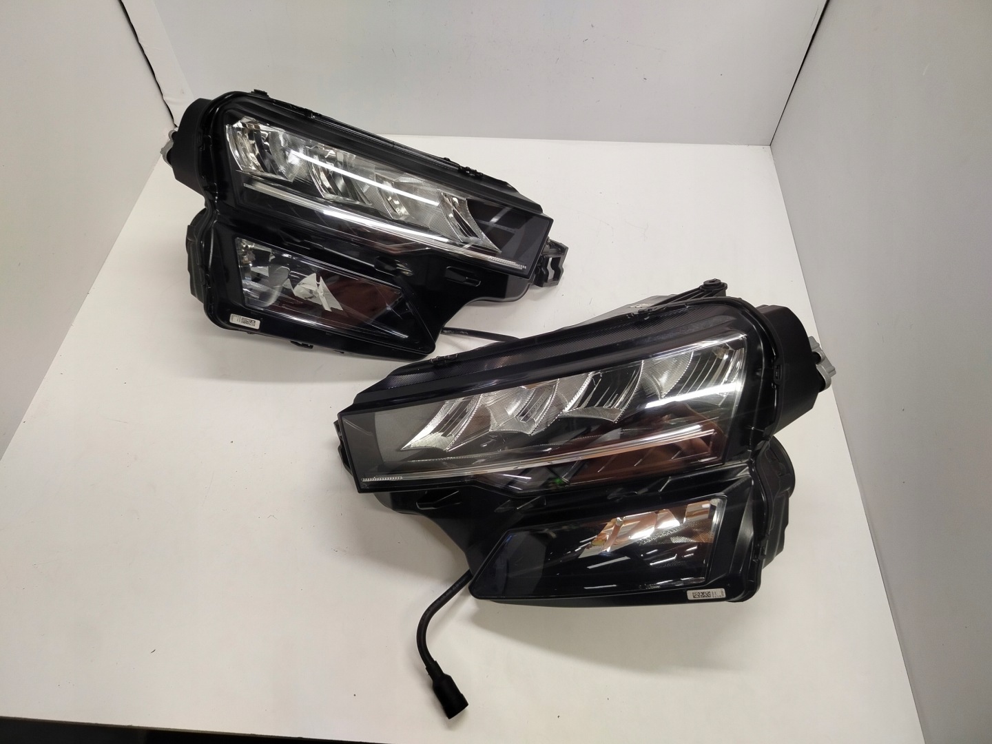 Frontscheinwerfer Skoda Karoq 57B 57B941009 LED Links Scheinwerfer Headlight - Thumbnail 1