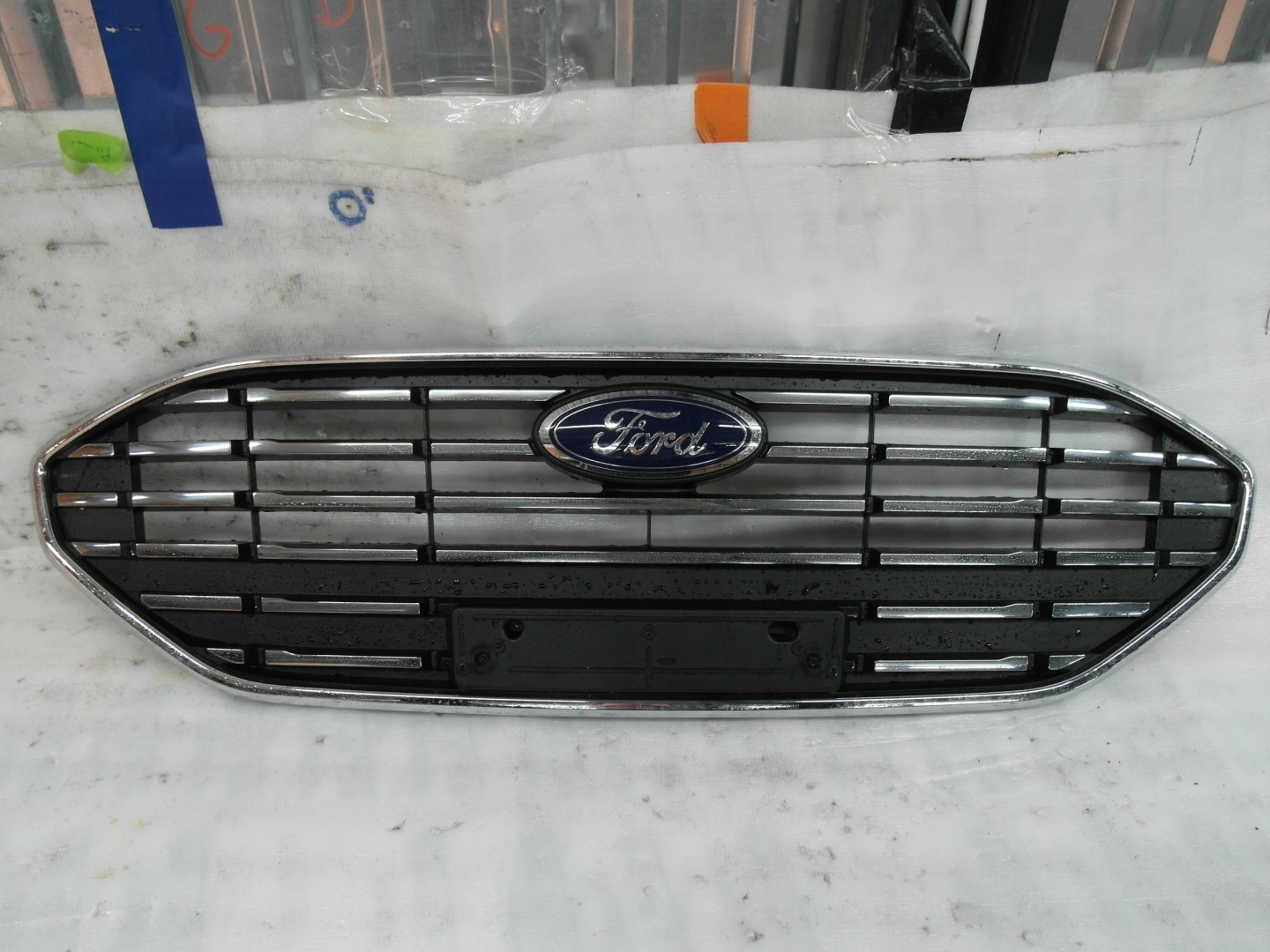 Ford Focus IV Mk4 Kühlergrill FRONTGRILL Kühlergitter NX7B8200BBNR7 - Thumbnail 1