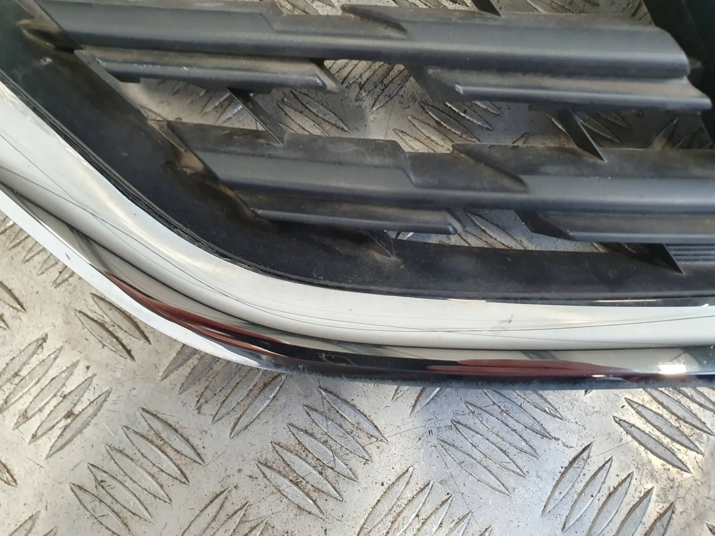 Renault Captur RJB Kühlergrill FRONTGRILL Kühlergitter 623105565R - Thumbnail 8