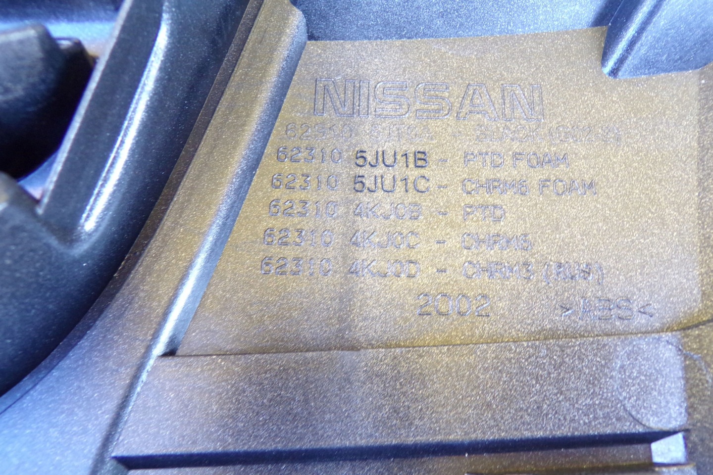 Nissan Navara D231 Kühlergrill FRONTGRILL Kühlergitter 623105JT0A - Thumbnail 8