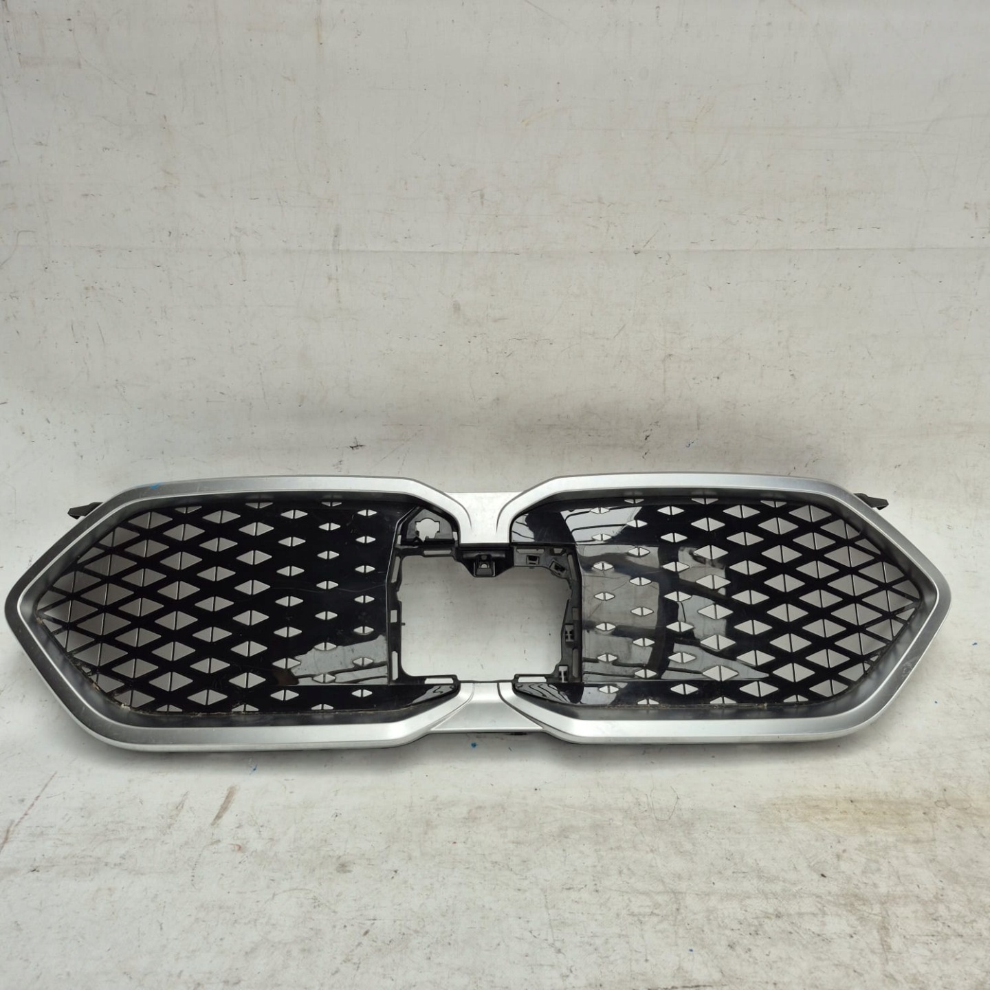 BMW iX2 U10 Kühlergrill FRONTGRILL Kühlergitter 5A4B3D3 - Thumbnail 1