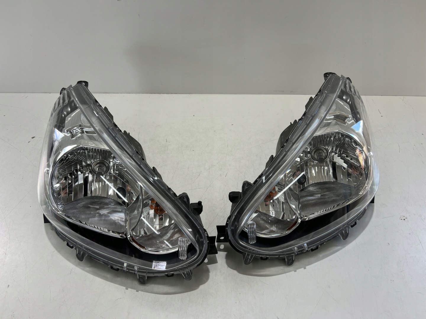 Frontscheinwerfer Mitsubishi Space Star A00 LED Links Scheinwerfer Headlight - Thumbnail 1