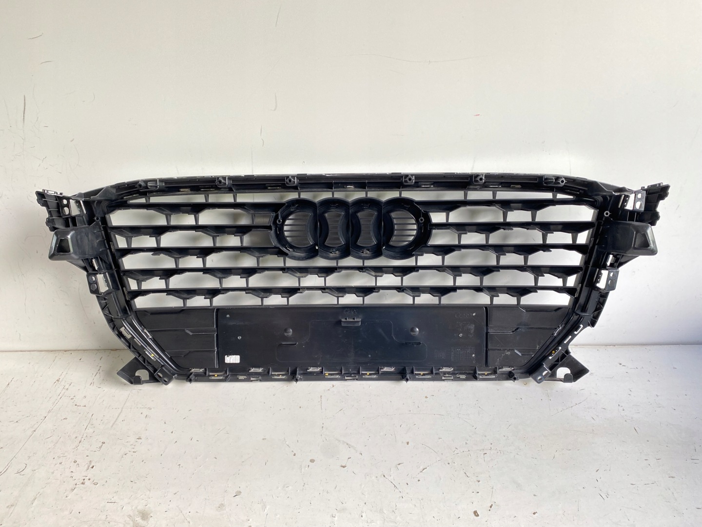Audi Q2 Kühlergrill FRONTGRILL Kühlergitter 81A853651AT - Thumbnail 10