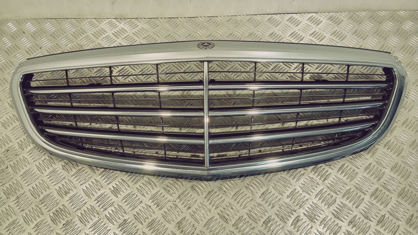Mercedes-Benz C-Klasse W205 Kühlergrill FRONTGRILL Kühlergitter A2058806606 - Thumbnail 9