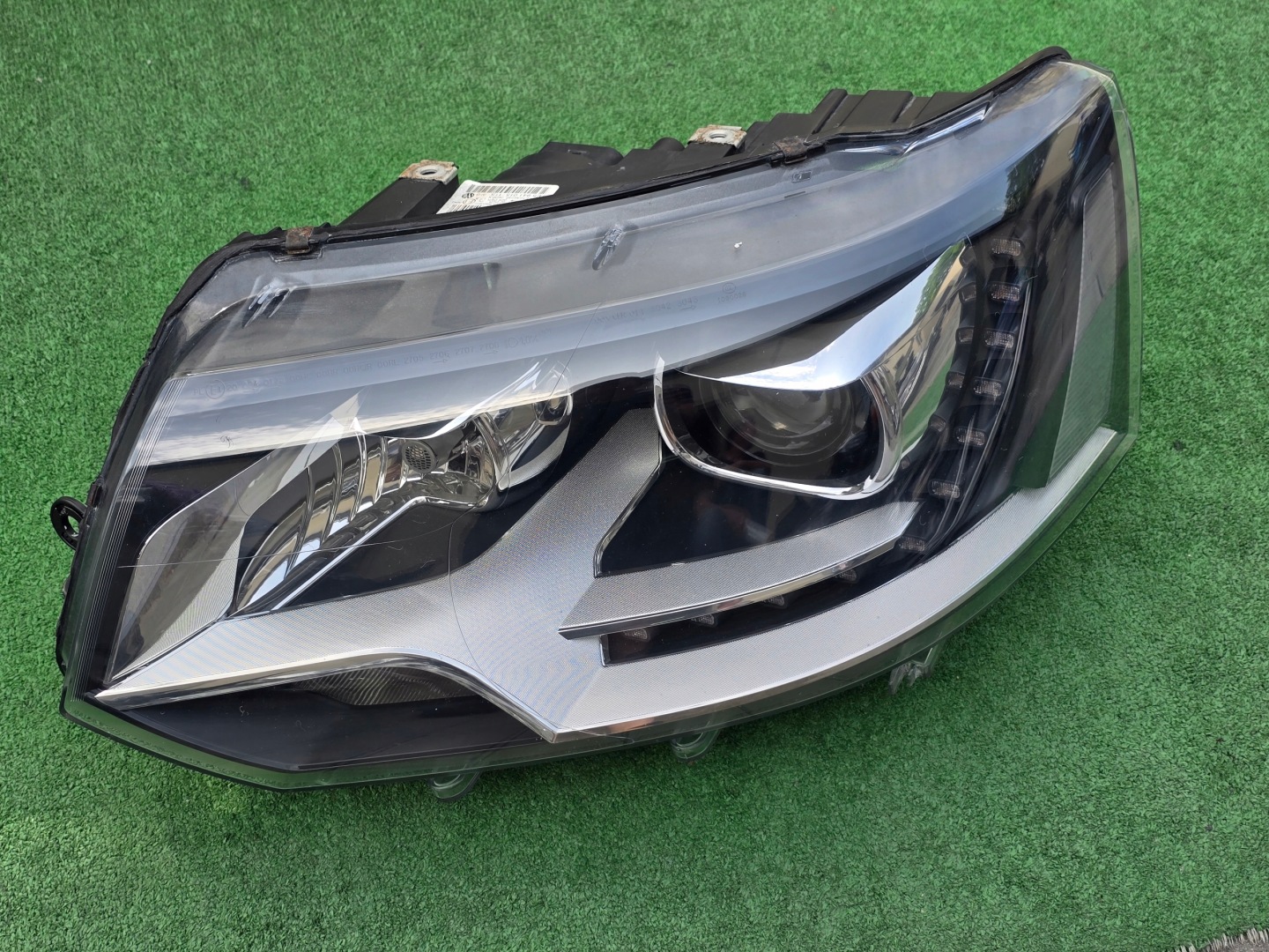 Frontscheinwerfer VW Transporter T5 7E5941015 Bi-Xenon Links Headlight - Thumbnail 1