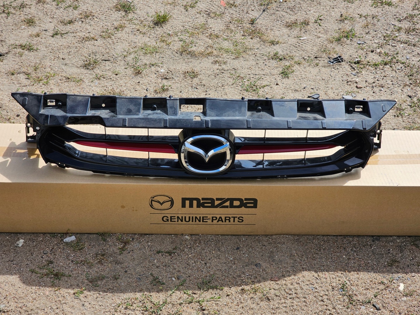 Mazda 2 DE Kühlergrill FRONTGRILL Kühlergitter D09J50712A - Thumbnail 1