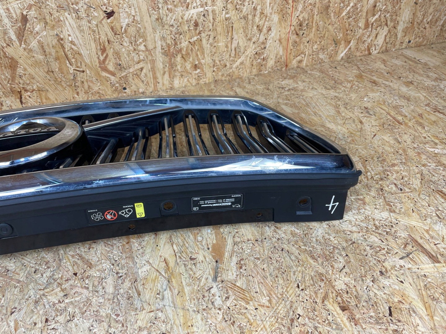 Volvo XC40 Kühlergrill FRONTGRILL Kühlergitter 31457344 - Thumbnail 12