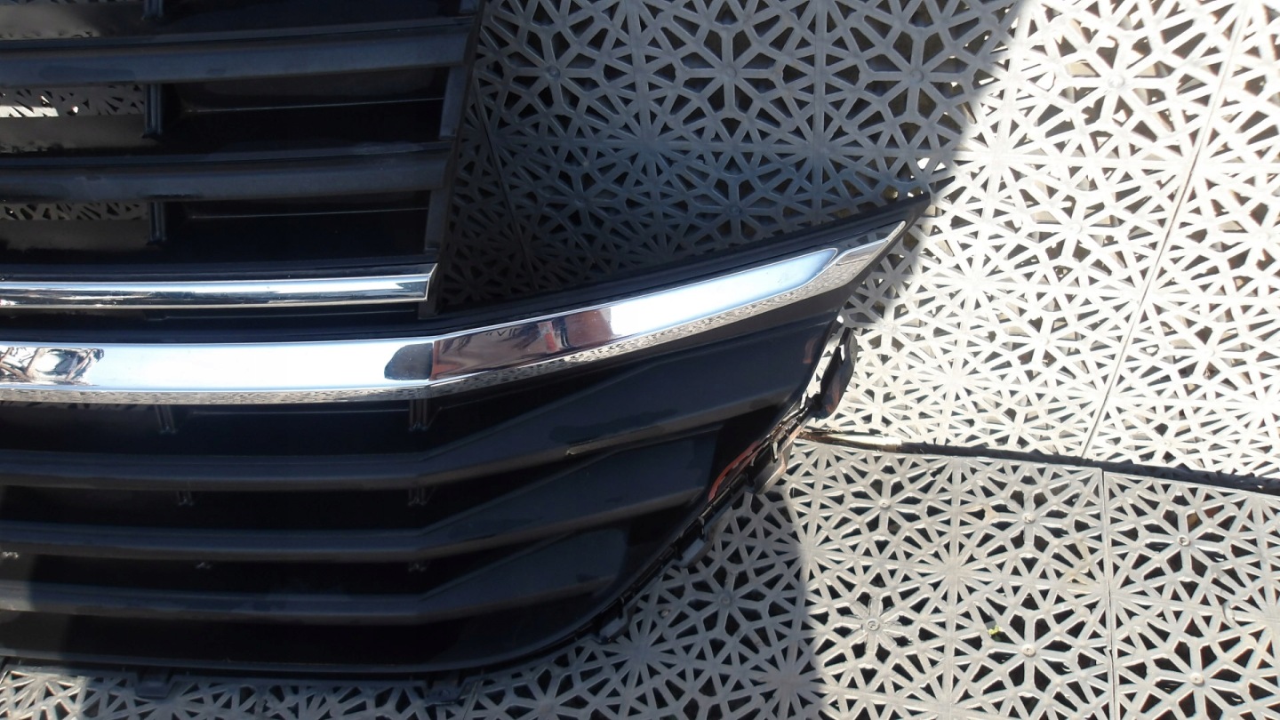 VW Transporter T6 Kühlergrill FRONTGRILL Kühlergitter 7LA853653JT - Thumbnail 6