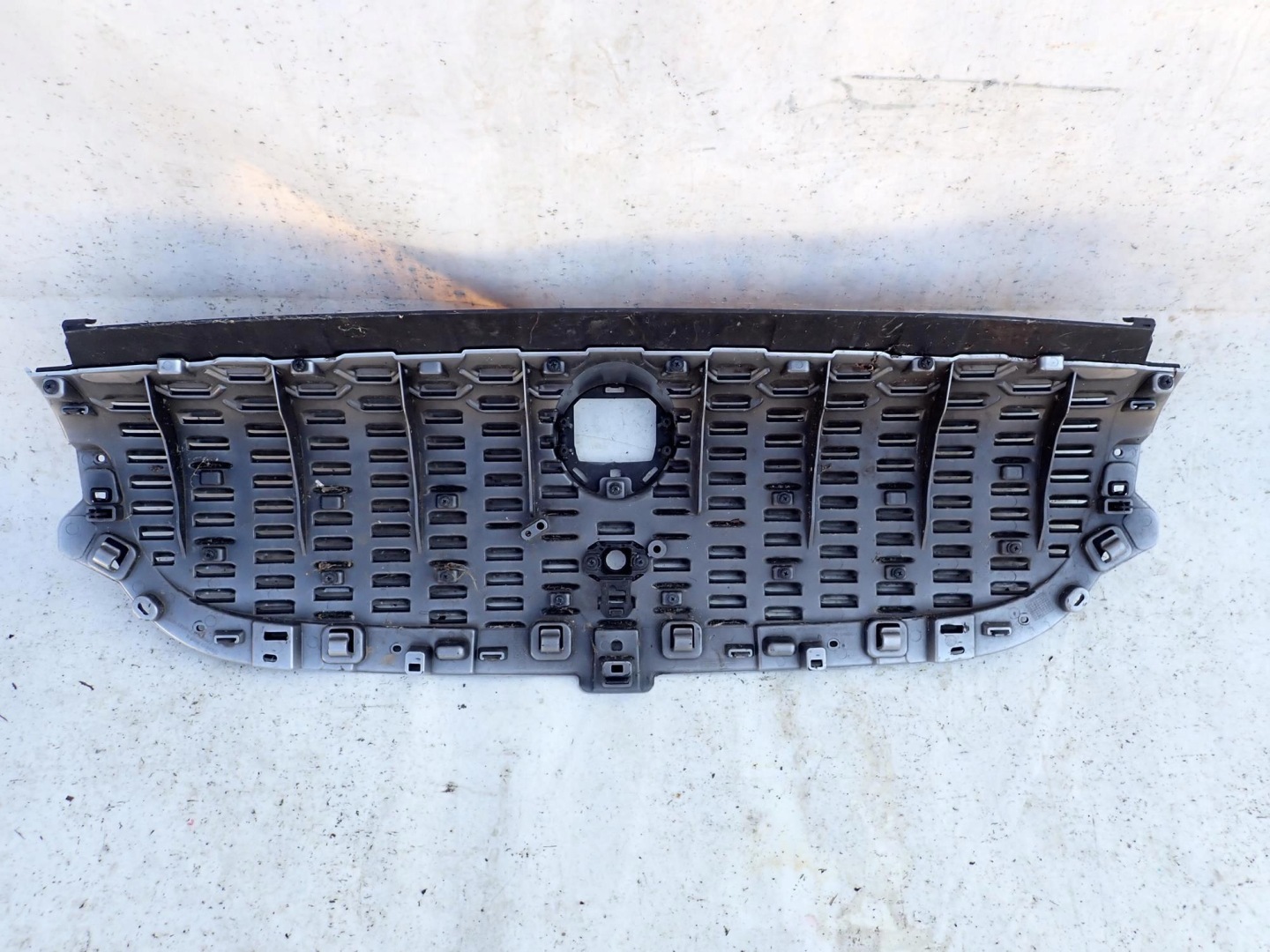 Jaguar I-Pace X590 Kühlergrill FRONTGRILL Kühlergitter J9D317820A - Thumbnail 3