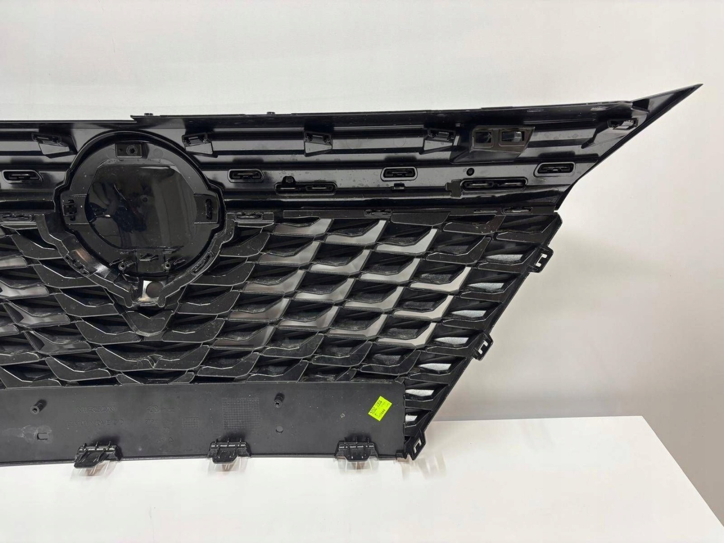 Nissan Qashqai J12 Kühlergrill FRONTGRILL Kühlergitter 62310HN10A - Thumbnail 11