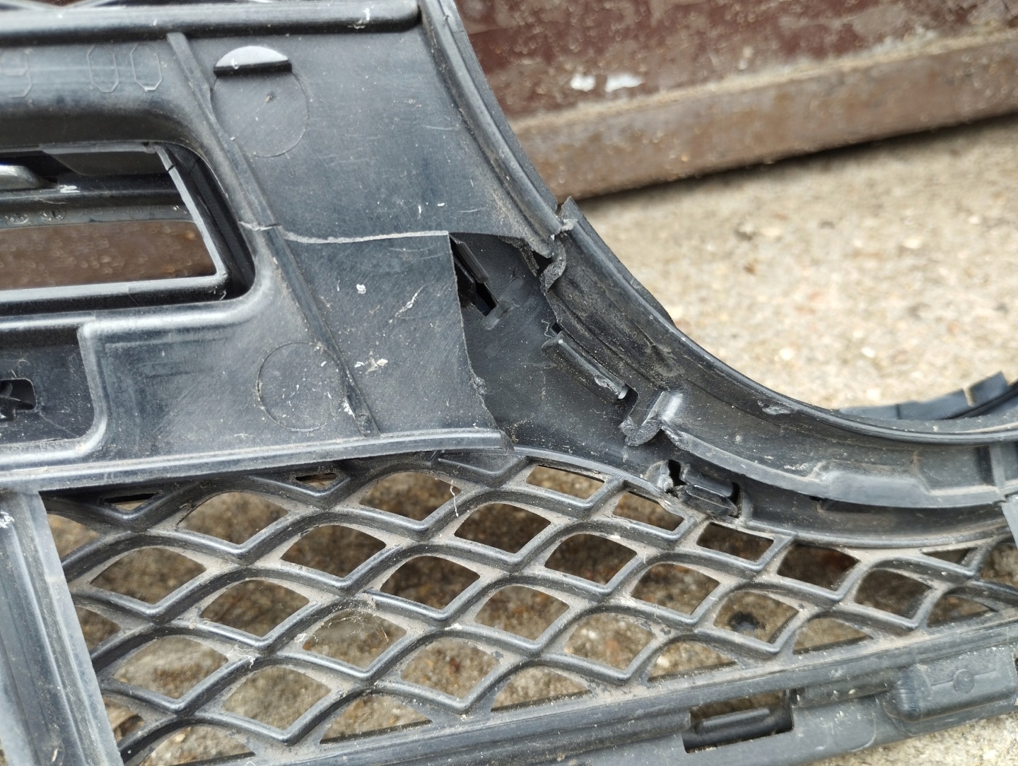 Mercedes-Benz GLA W156 Kühlergrill FRONTGRILL Kühlergitter A1568882900 - Thumbnail 5