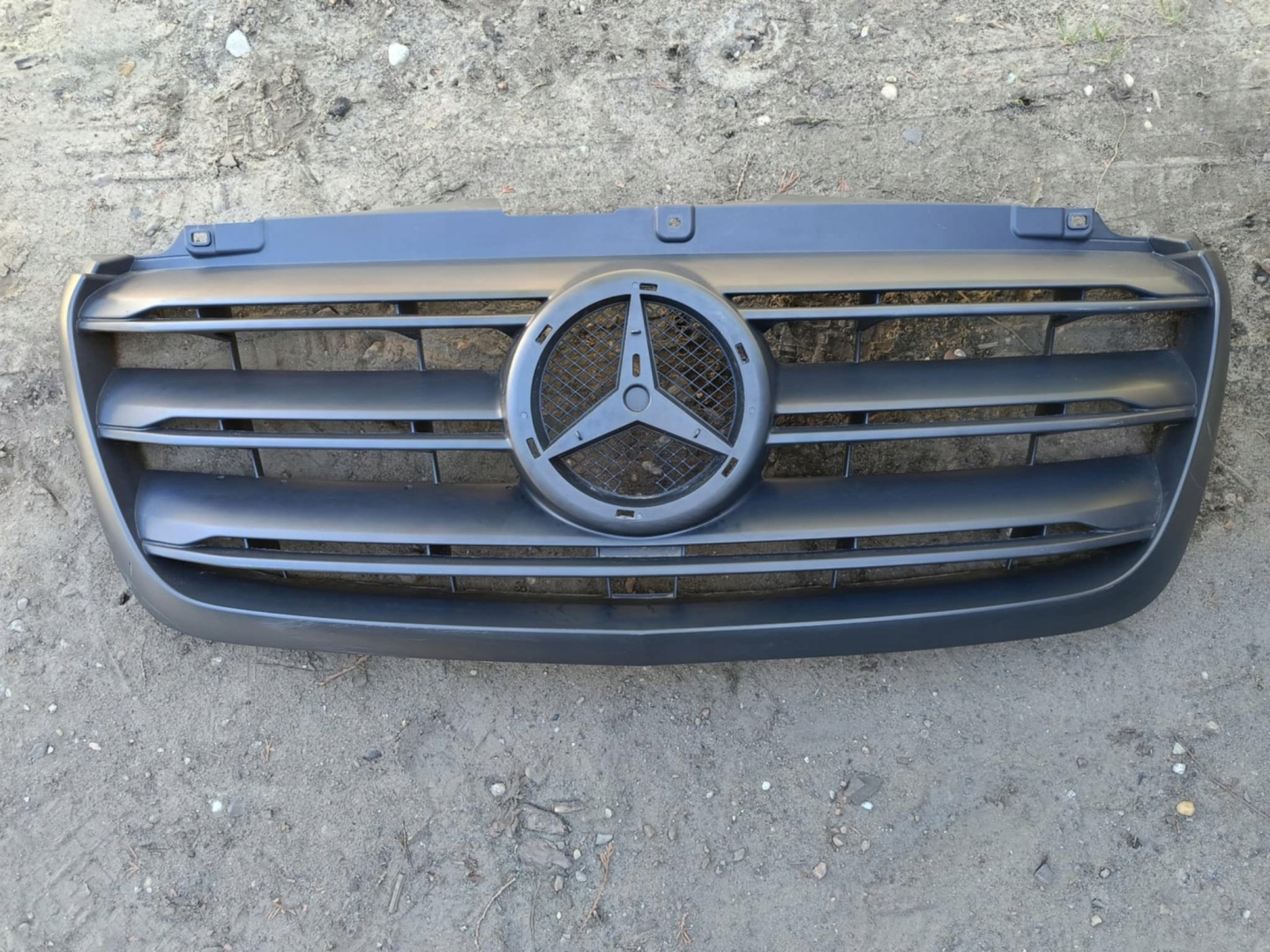 Mercedes-Benz Sprinter W910 Kühlergrill FRONTGRILL Kühlergitter A9108852600 - Thumbnail 1