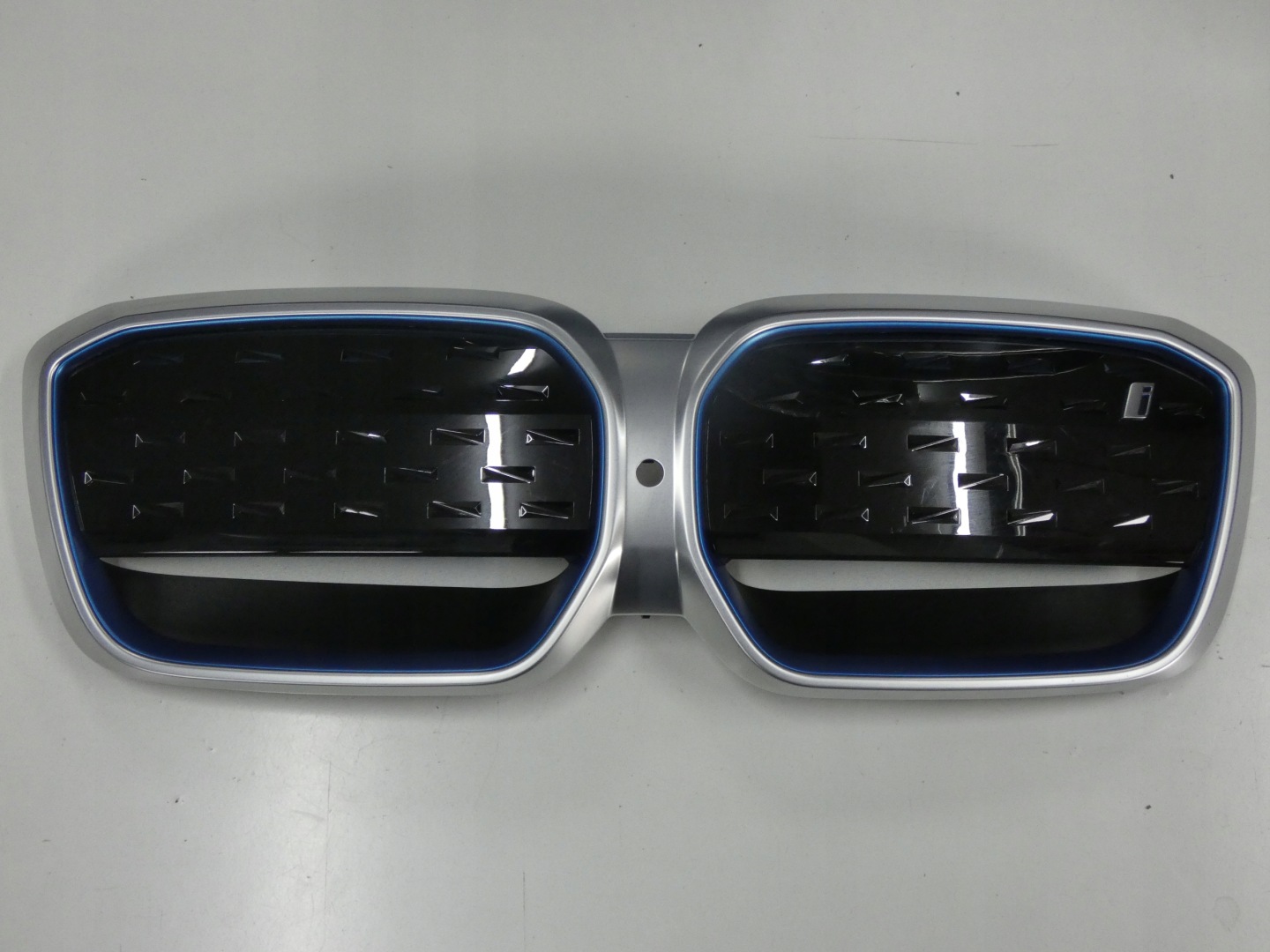 BMW iX I20 Kühlergrill FRONTGRILL Kühlergitter 5111988 - Thumbnail 1