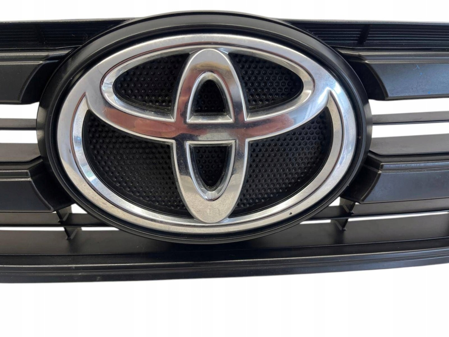Toyota Hilux AN1P Kühlergrill FRONTGRILL Kühlergitter 753120K050 - Thumbnail 8