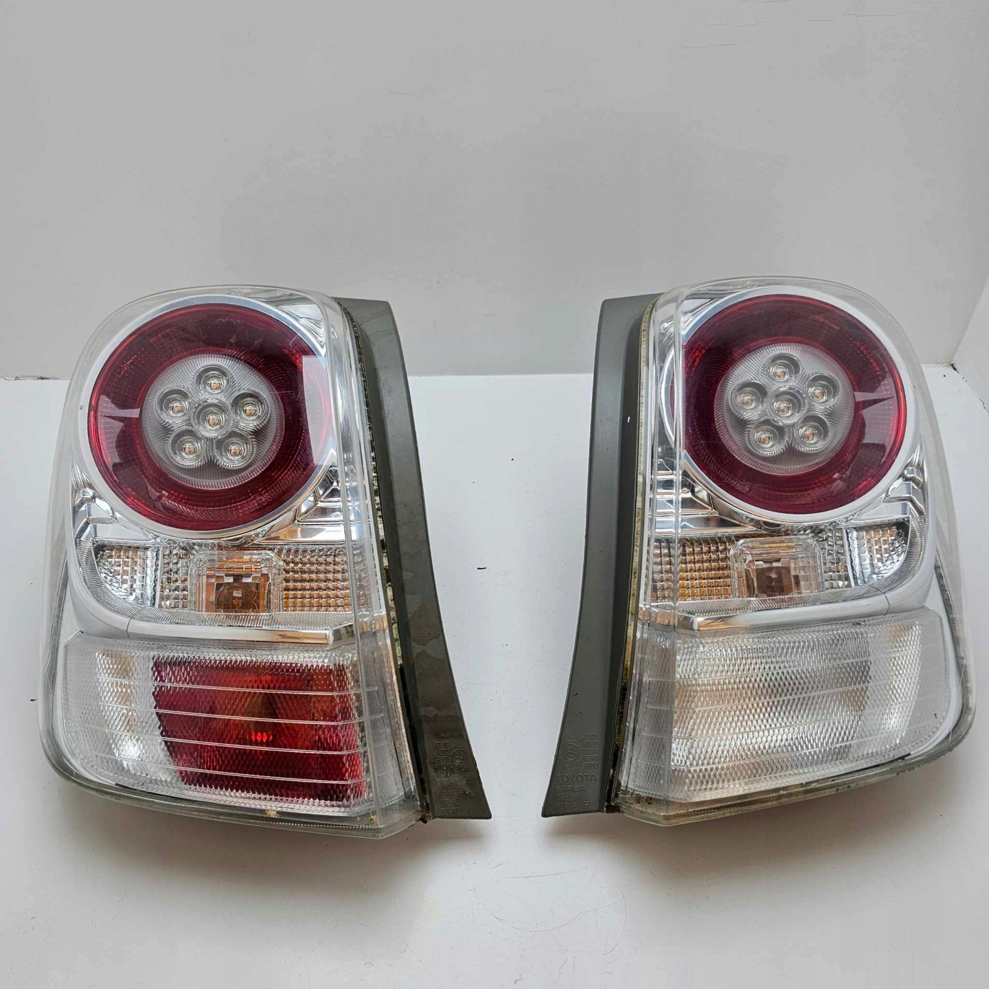 Toyota Verso AR2 Rückleuchte Rearlamp - Thumbnail 1