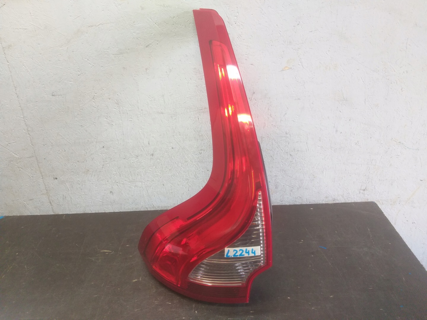 Volvo XC60 Rückleuchte 31323034 Rearlamp - Thumbnail 1