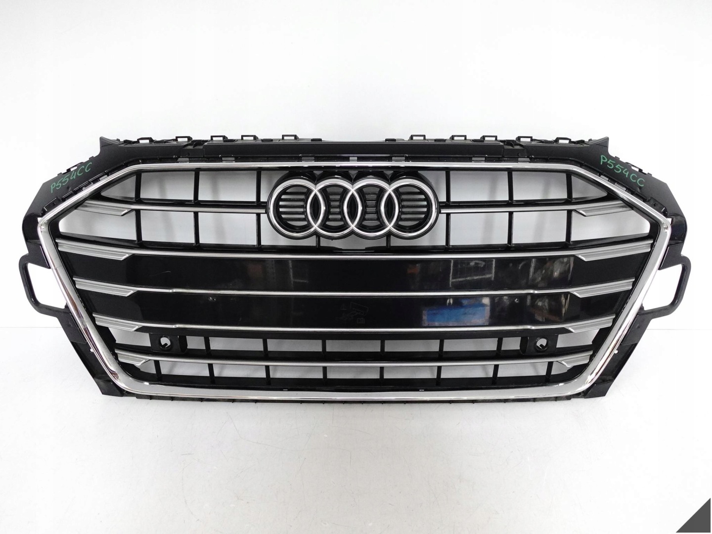 Audi A4 B9 Kühlergrill FRONTGRILL Kühlergitter 8W0853651DF - Thumbnail 1