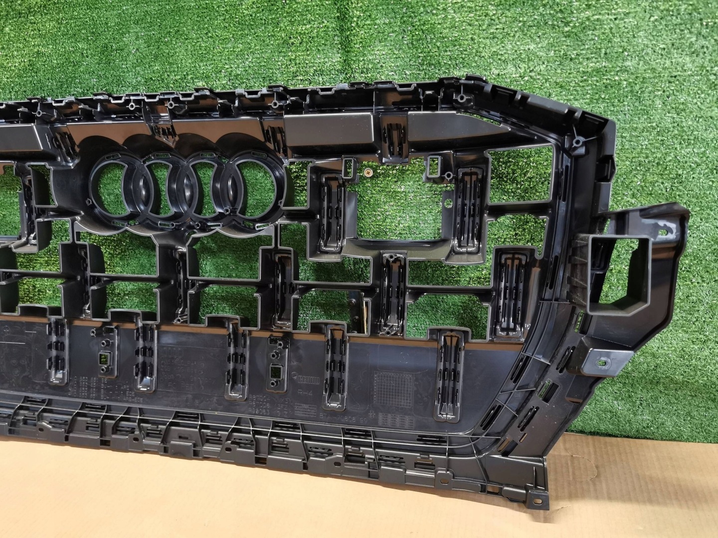 Audi Q7 Kühlergrill FRONTGRILL Kühlergitter 4M0853651BE - Thumbnail 10