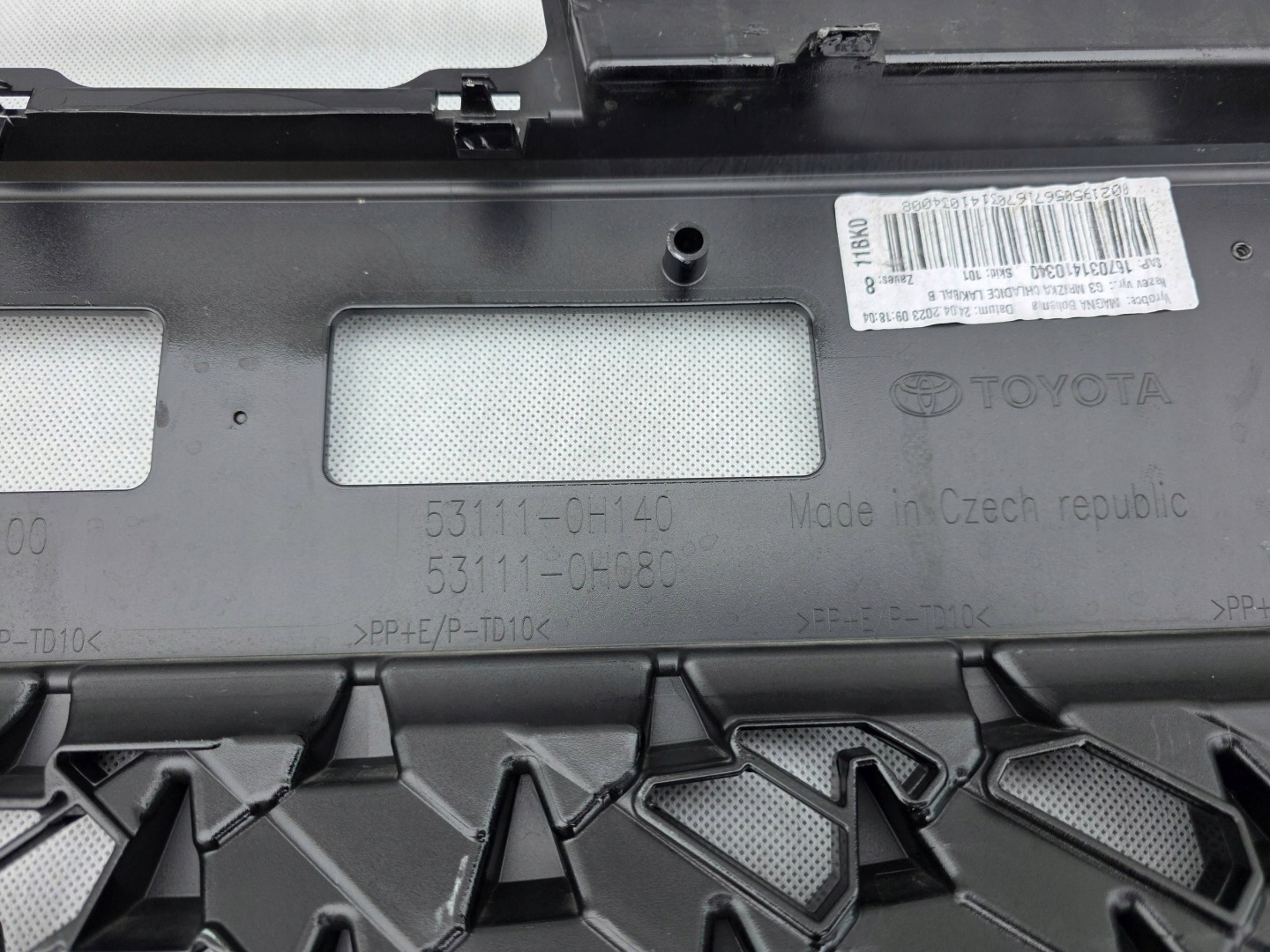 Toyota Aygo AB7 Kühlergrill FRONTGRILL Kühlergitter 53111OH140 - Thumbnail 10