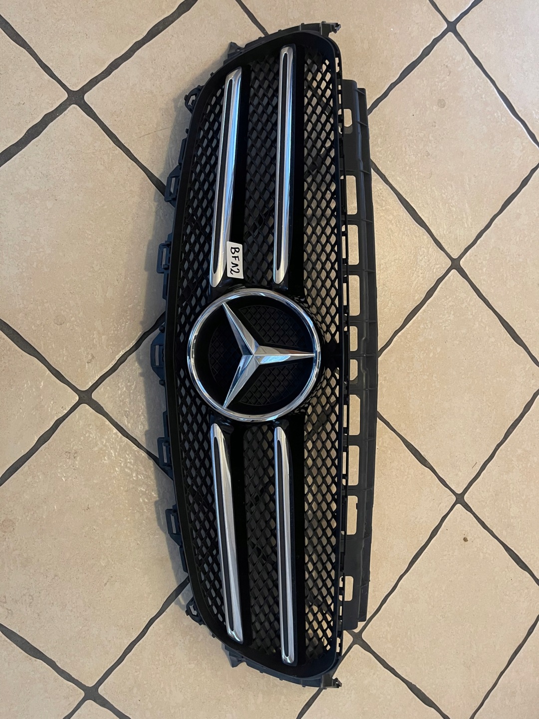 Mercedes-Benz E-Klasse W213 Kühlergrill FRONTGRILL Kühlergitter - Thumbnail 1