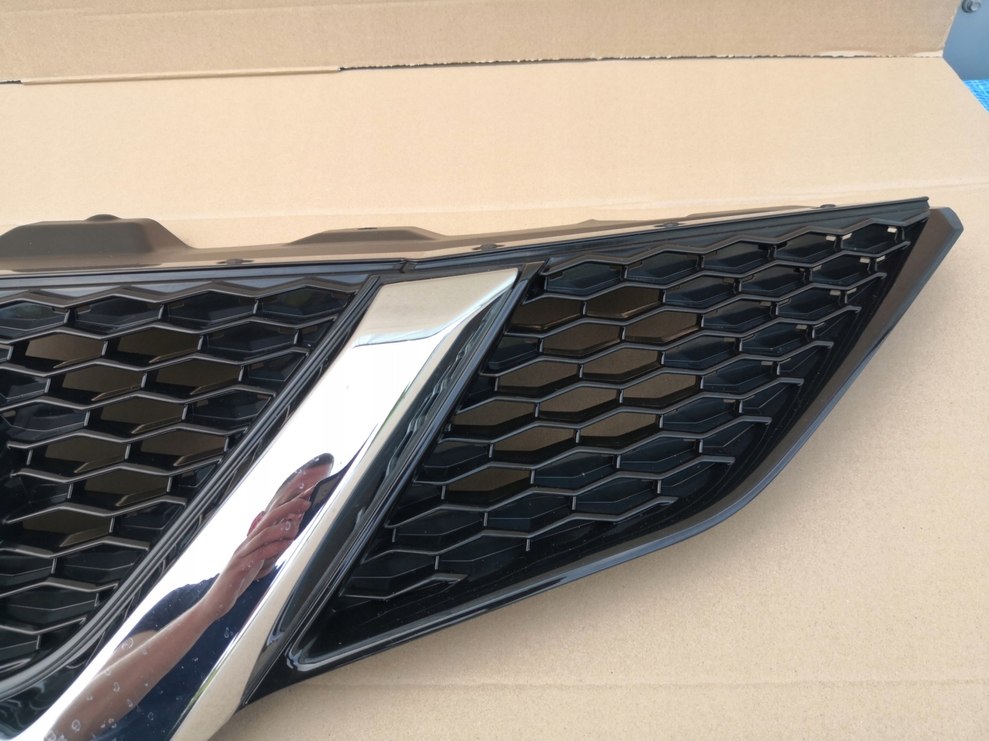 Nissan Qashqai J11 Kühlergrill FRONTGRILL Kühlergitter 623124EA0D - Thumbnail 6