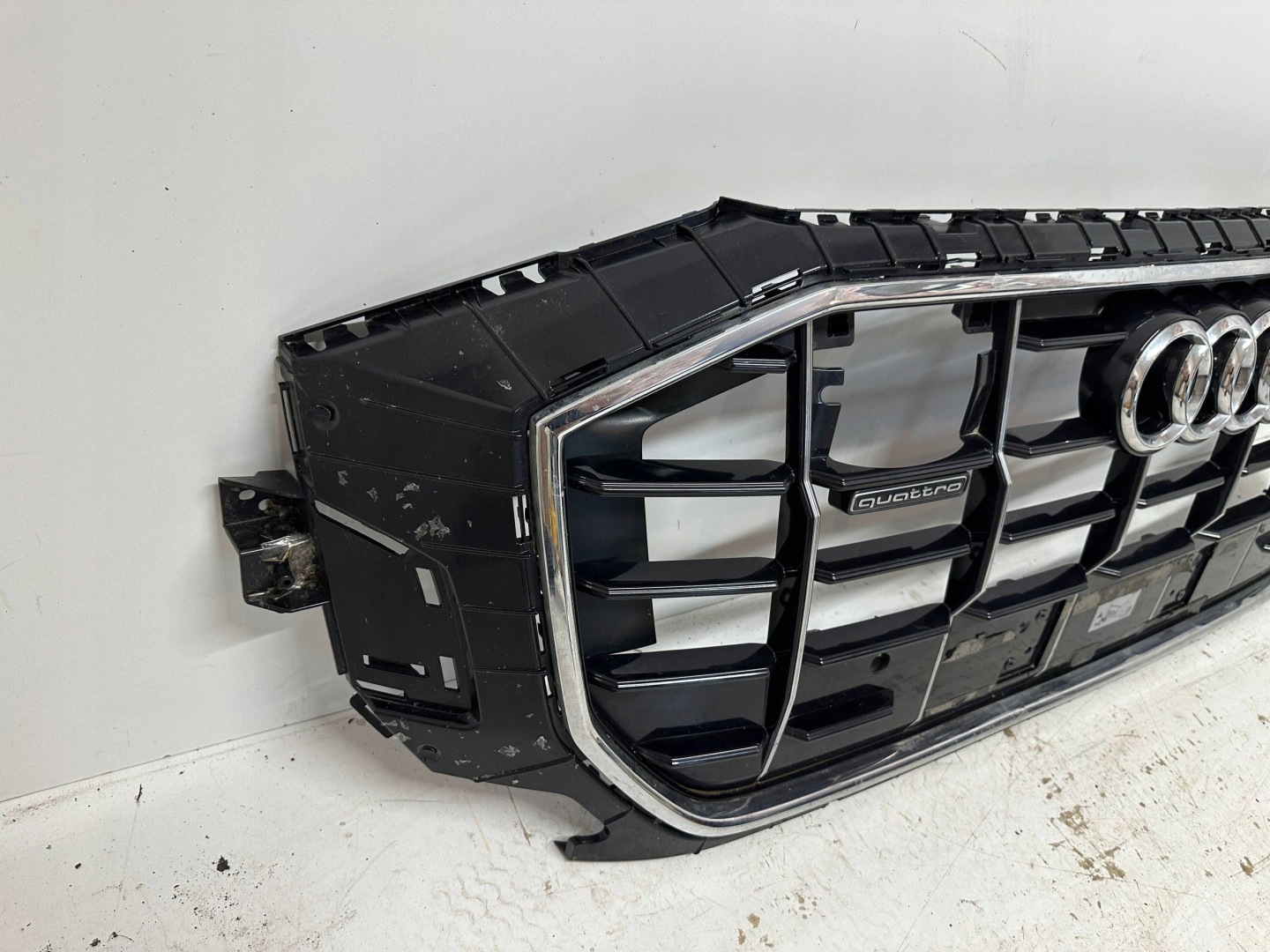 Audi Q8 Kühlergrill FRONTGRILL Kühlergitter 4M8853651AF - Thumbnail 6