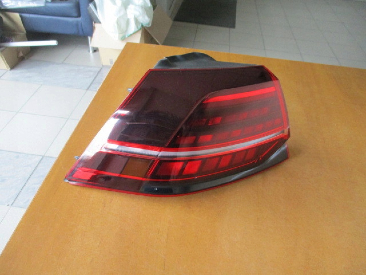 VW Golf V Rückleuchte 5G0945207G Rearlamp - Thumbnail 1