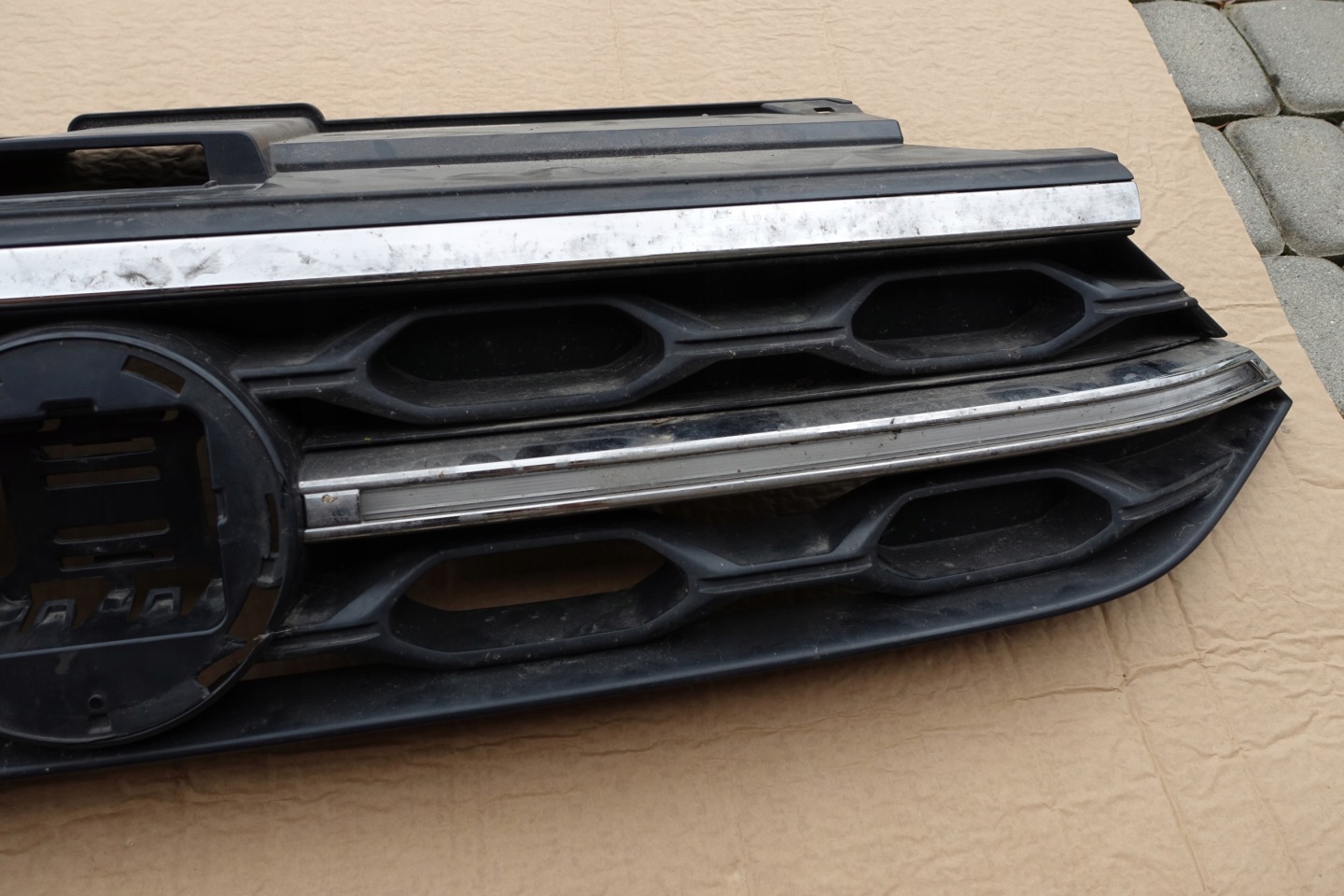 VW T-Roc A1 Kühlergrill FRONTGRILL Kühlergitter 2GA853653HL - Thumbnail 2