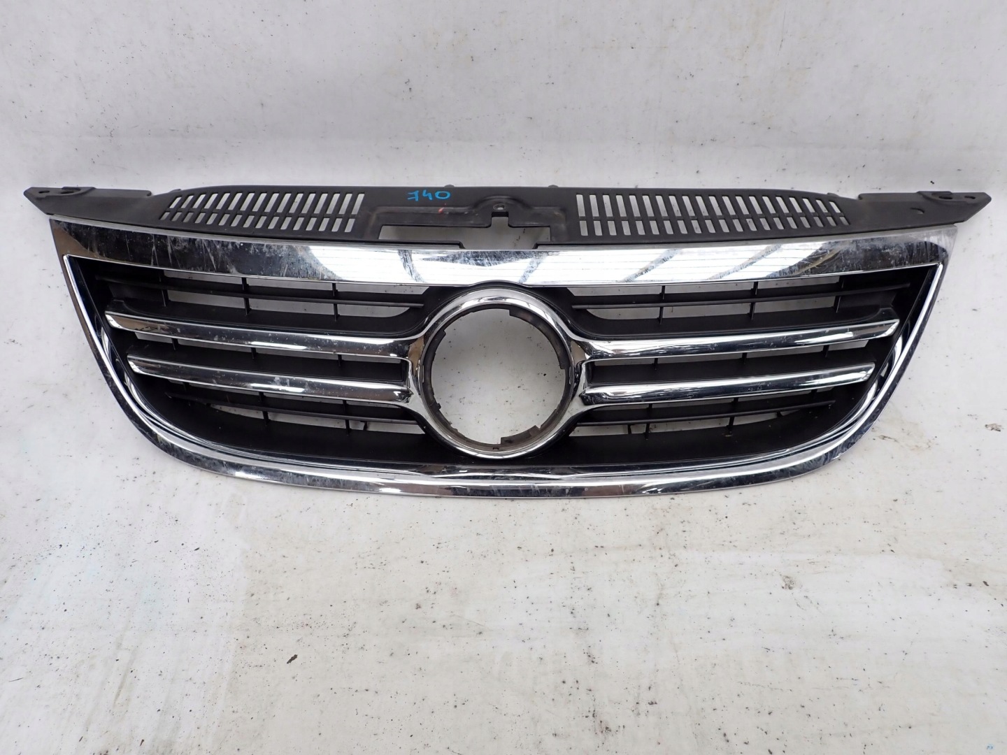 VW Tiguan Kühlergrill FRONTGRILL Kühlergitter 5N0853651 - Thumbnail 1