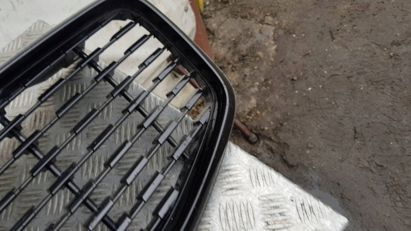 Volvo XC60 Kühlergrill FRONTGRILL Kühlergitter 31457607 - Thumbnail 5