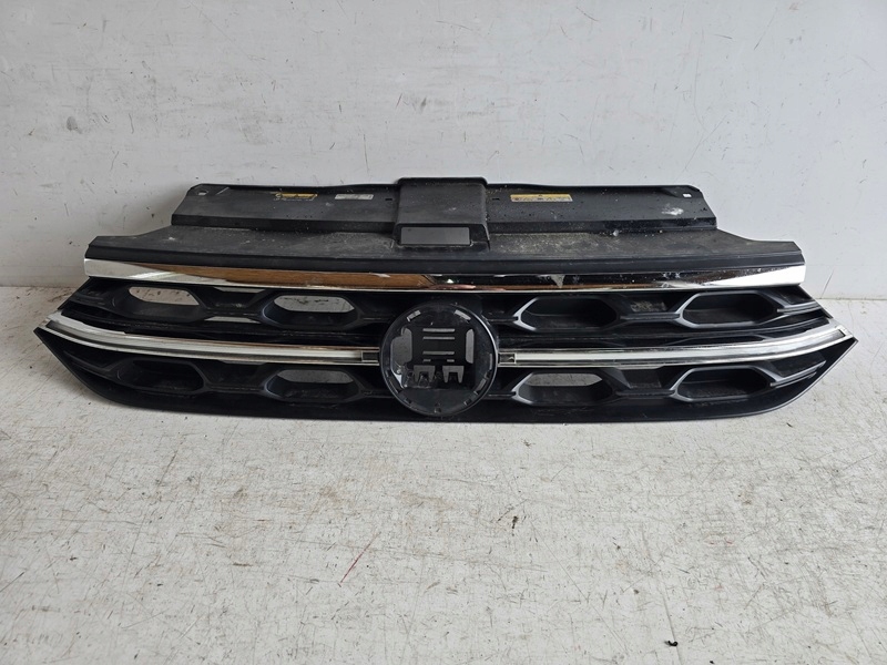 VW T-Roc A1 Kühlergrill FRONTGRILL Kühlergitter 2GA853651 - Thumbnail 1