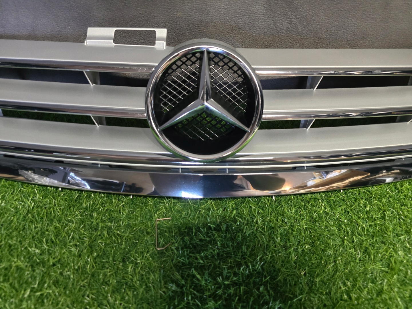 Mercedes-Benz A-Klasse W169 Kühlergrill FRONTGRILL Kühlergitter A1698800583 - Thumbnail 3