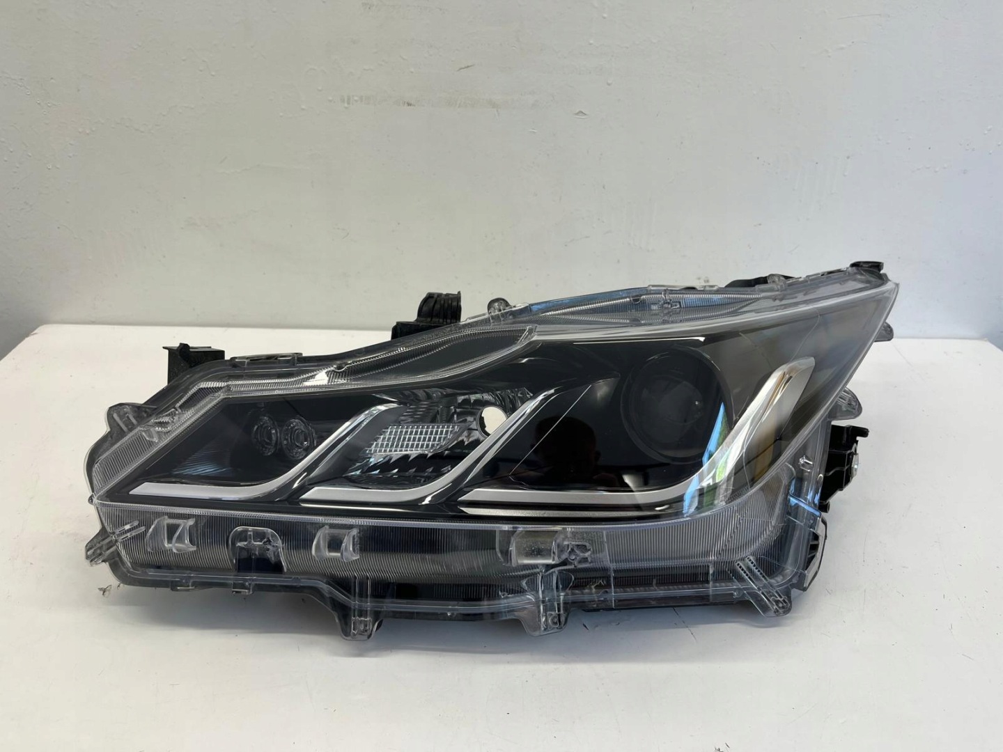Frontscheinwerfer Toyota Corolla E210 8115002T310 LED Links Headlight - Thumbnail 1