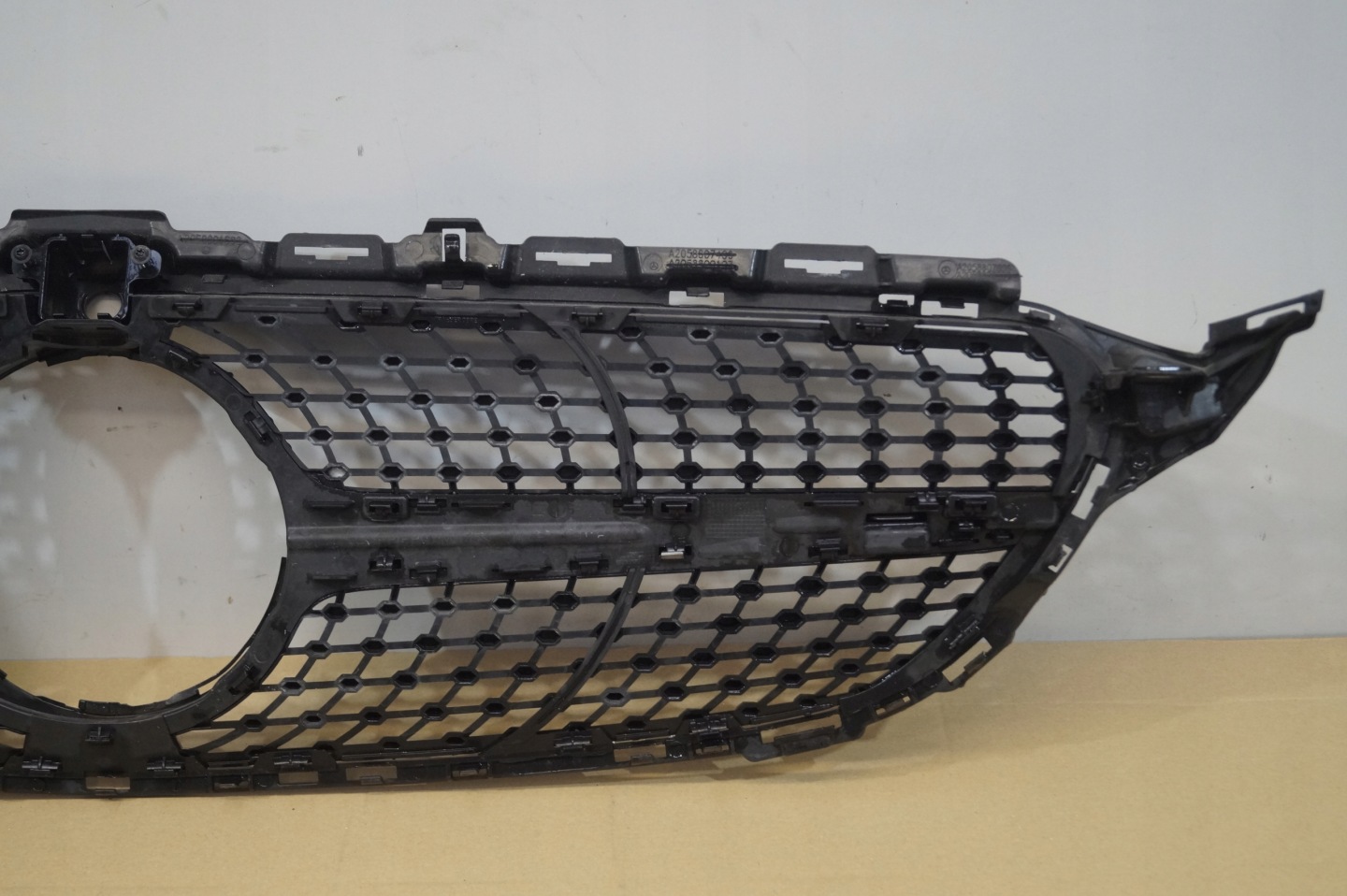 Mercedes-Benz C-Klasse W205 Kühlergrill FRONTGRILL Kühlergitter A2058804483 - Thumbnail 8