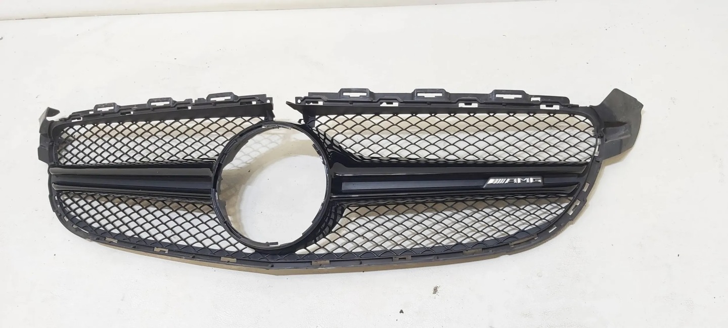 Mercedes-Benz C-Klasse W205 Kühlergrill FRONTGRILL Kühlergitter A205888052 - Thumbnail 6