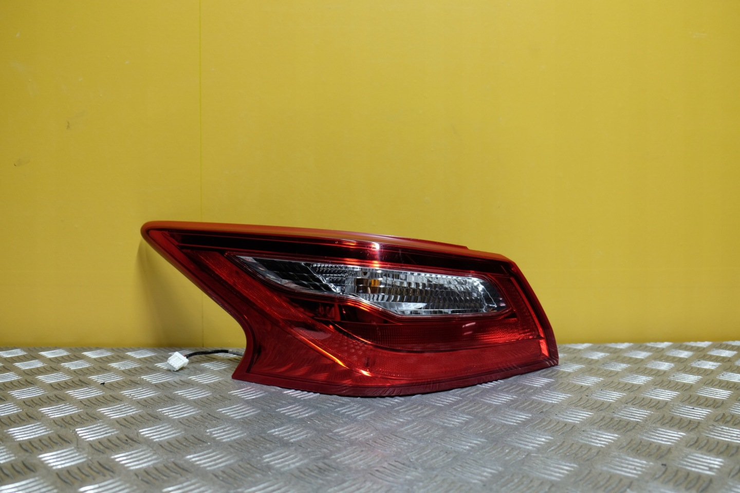 Nissan Altima Rückleuchte Rearlamp - Thumbnail 1