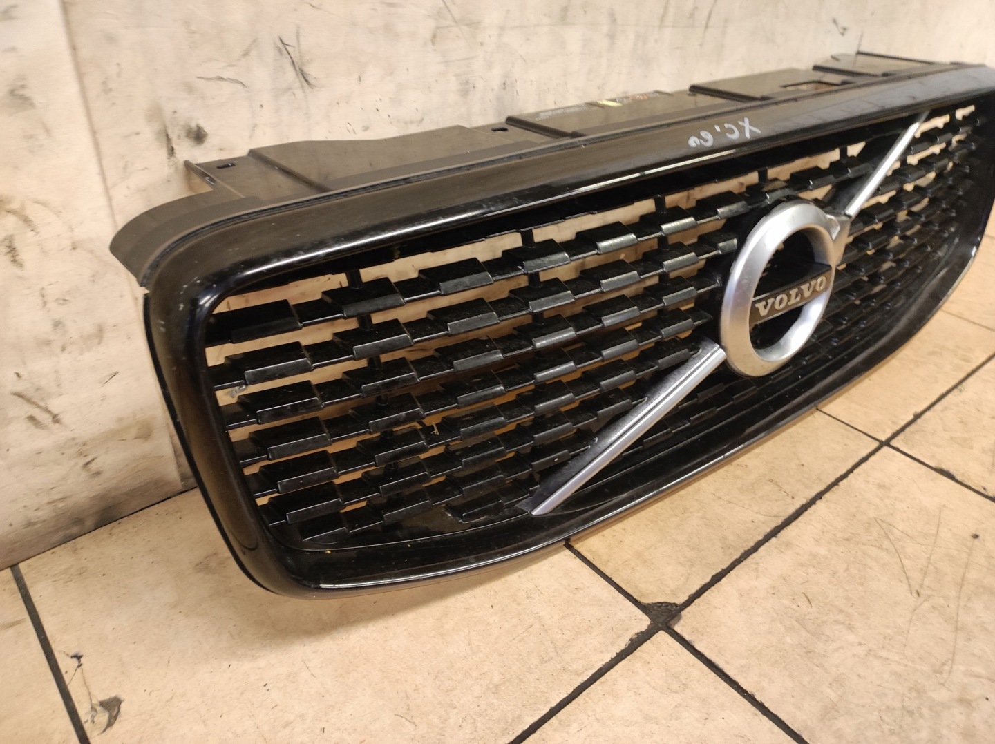 Volvo XC60 Kühlergrill FRONTGRILL Kühlergitter - Thumbnail 3