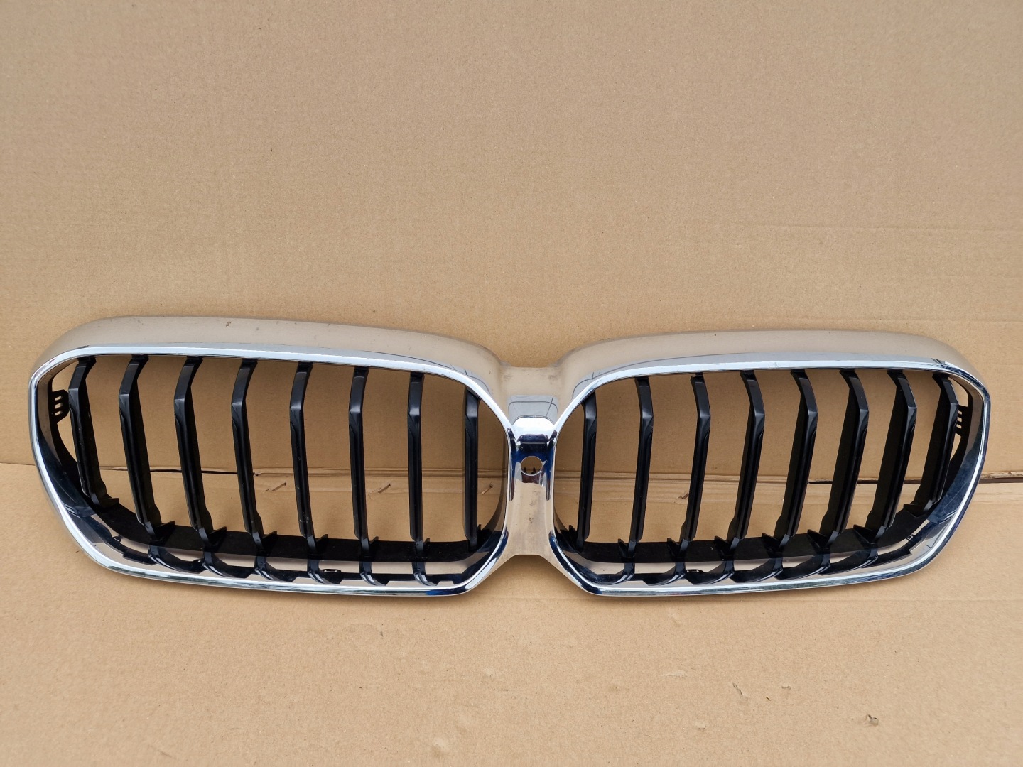 BMW 5 G31 Kühlergrill FRONTGRILL Kühlergitter 5113185 - Thumbnail 1